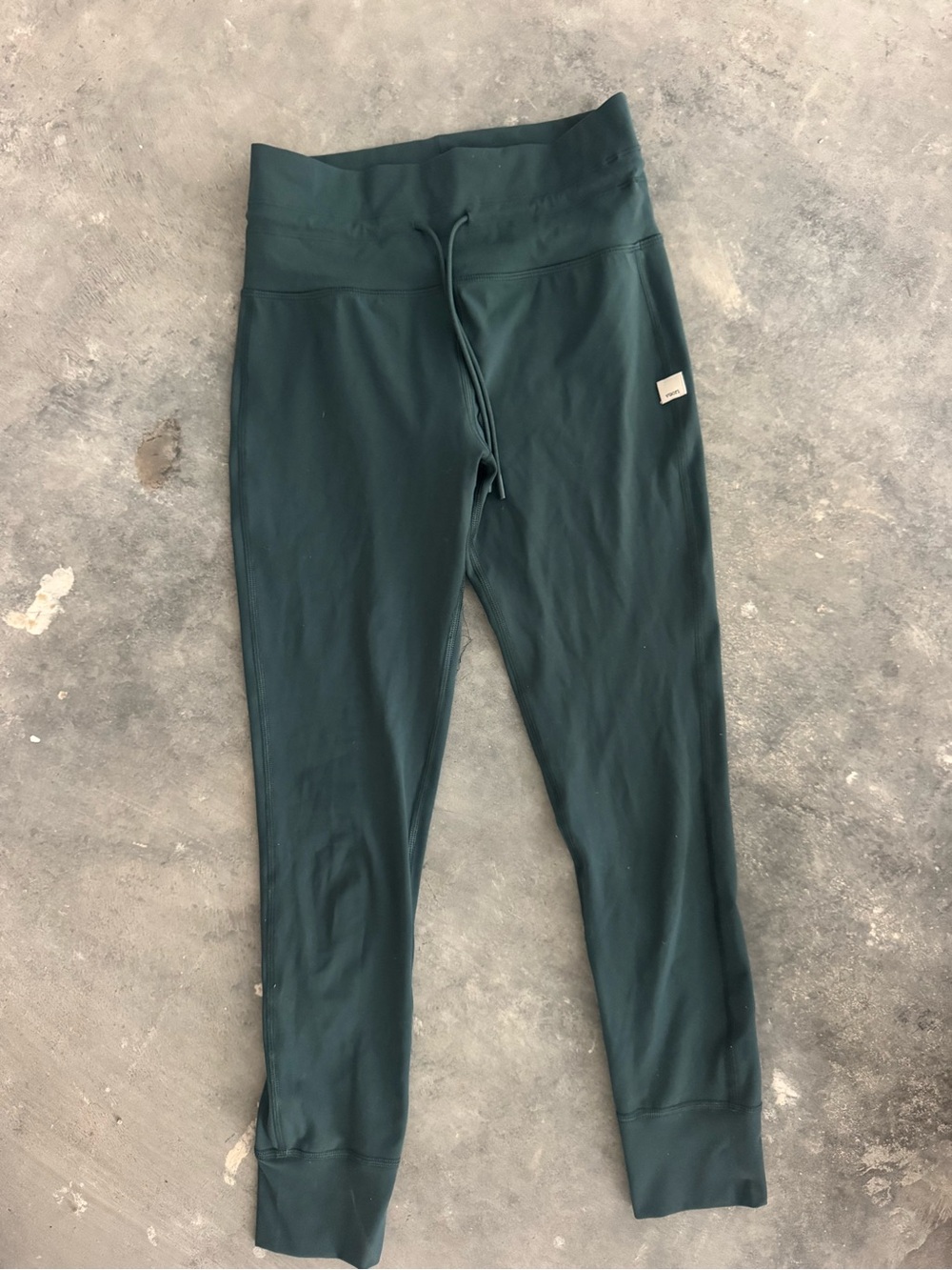 Vuori Women’s Deep Teal Active Leggings